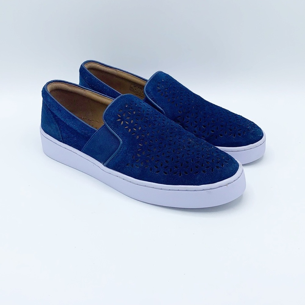Vionic Kani Perforated Suede Sneaker Casual Comfy